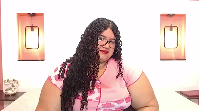 Snapshot of Miley_Collins chatting on 01/17/25, 08:11 Miley Collins online show from 01/17/25, 08:11