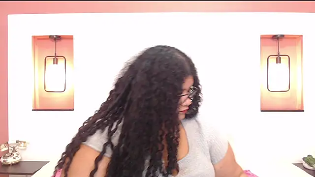 Snapshot of Miley_Collins chatting on 03/11/25, 10:07 Miley Collins online show from 03/11/25, 10:07