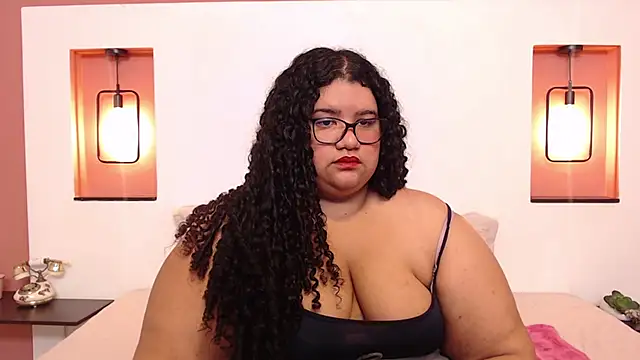 Snapshot of Miley_Collins chatting on 03/17/25, 02:23 Miley Collins online show from 03/17/25, 02:23