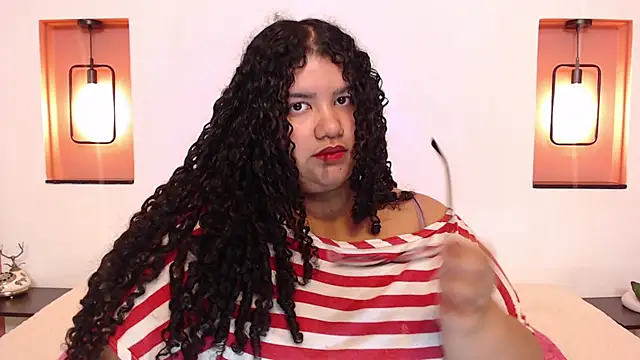 Snapshot of Miley_Collins chatting on 03/20/25, 07:14 Miley Collins online show from 03/20/25, 07:14