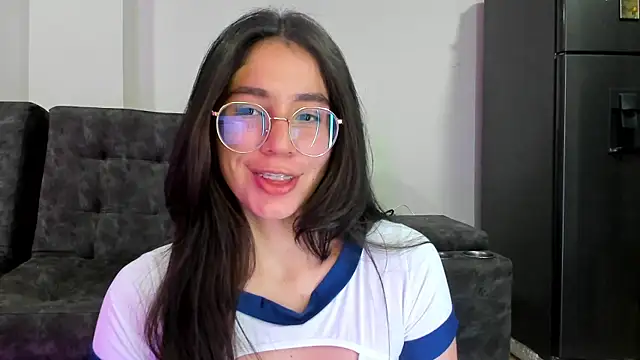 emmadiaz1 online show from 03/05/25, 04:34