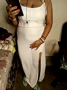 Sony-Model online show from 11/30/25, 05:17