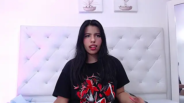 abelladanger 92 online show from 12/30/24, 08:58