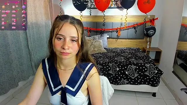 martina lujann online show from 10/09/25, 01:09