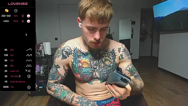 white King9999 online show from 12/18/24, 04:42