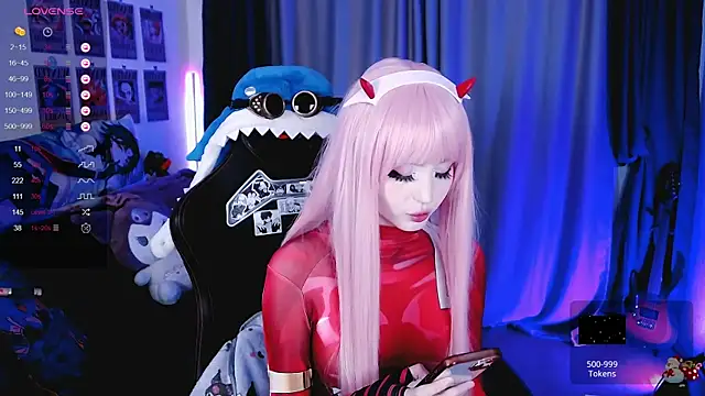 Snapshot of _Sparkland_ chatting on 01/31/25, 09:59 Sparkland online show from 01/31/25, 09:59