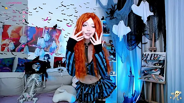 Snapshot of _Sparkland_ chatting on 11/03/25, 08:54 Sparkland online show from 11/03/25, 08:54