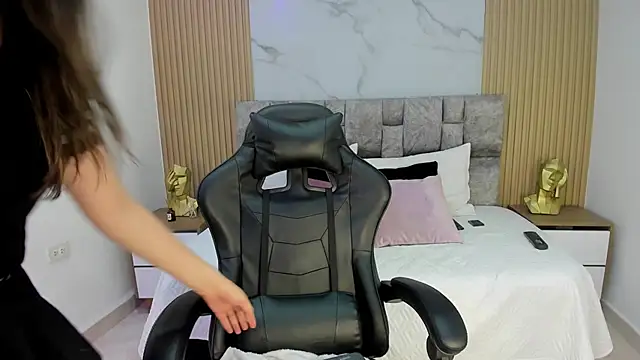 Khalifa fletcher online show from 01/23/25, 08:35