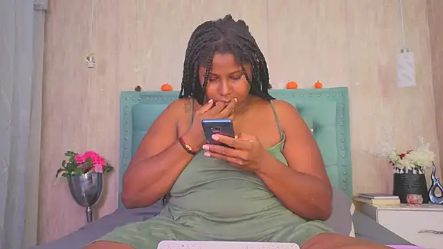 Alexa roussee online show from 10/19/25, 01:34