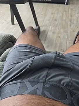 Keshuloveyou online show from 01/31/25, 08:22