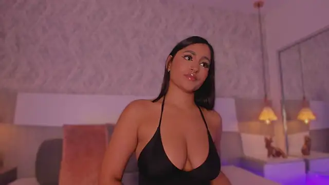 Snapshot of AishaPeyton chatting on 11/07/25, 08:31 AishaPeyton online show from 11/07/25, 08:31