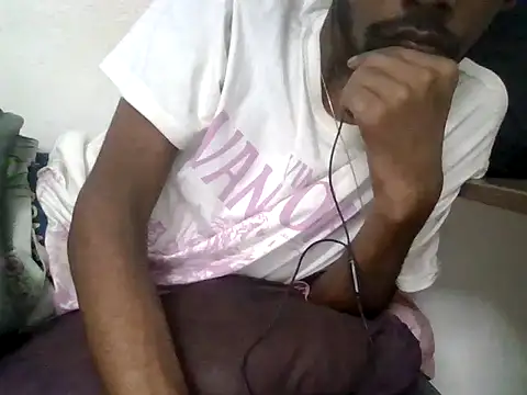 devilsam3327 online show from 11/02/25, 08:00