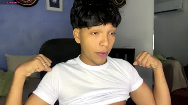 Xander bonnet1 online show from 09/16/25, 12:17