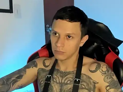 Snapshot of goodboy69l chatting on 06/21/26, 03:58 goodboy69l online show from 06/21/26, 03:58