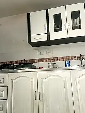 Madisonpalacio online show from 02/04/25, 06:06