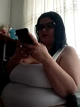 Madisonpalacio online show from 02/15/25, 08:33