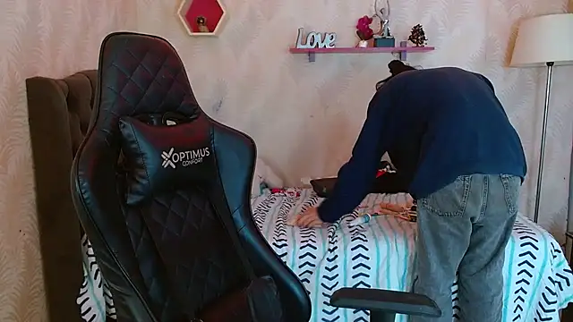 andy bell x online show from 09/13/25, 05:40