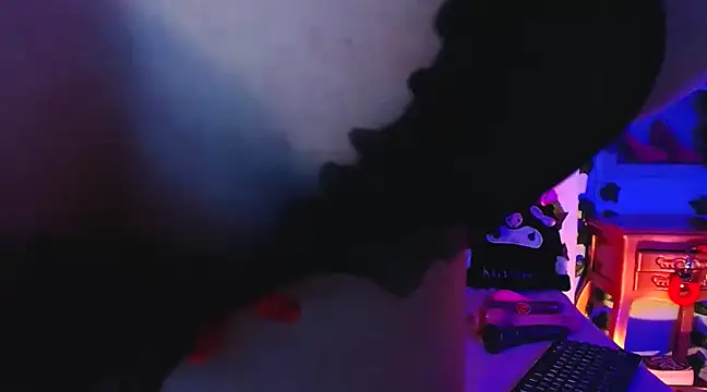 Snapshot of Mapu_delyth chatting on 02/25/25, 04:03 Mapu delyth online show from 02/25/25, 04:03