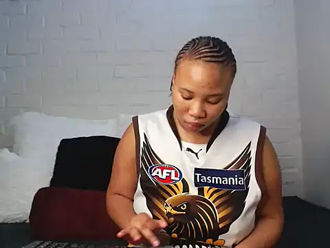 DrippinCaramelCutie online show from 03/16/25, 10:55