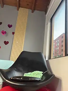 Snapshot of elolotero chatting on 02/15/25, 11:39 elolotero online show from 02/15/25, 11:39