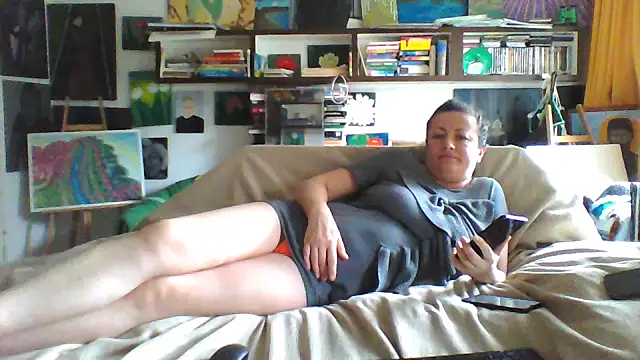 MariaAnaSunshine online show from 10/10/25, 09:30