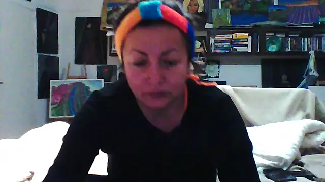 MariaAnaSunshine online show from 10/30/25, 07:58