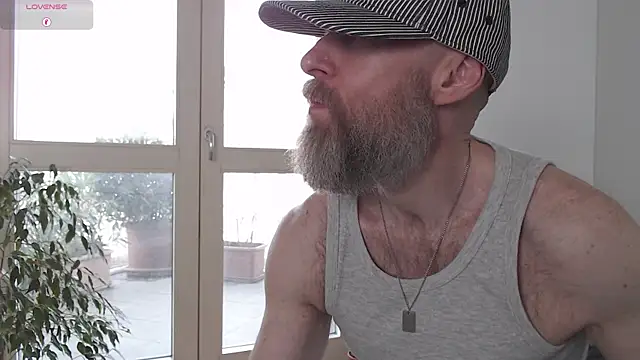 Snapshot of edosilver chatting on 03/12/25, 09:23 edosilver online show from 03/12/25, 09:23