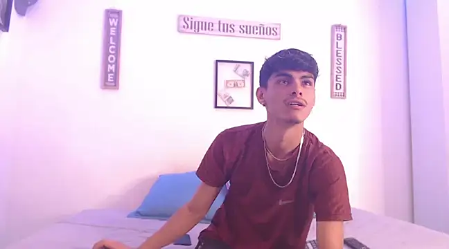 harrytomson 1 online show from 12/26/24, 01:29