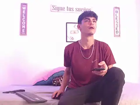 harrytomson 1 online show from 12/27/24, 05:42