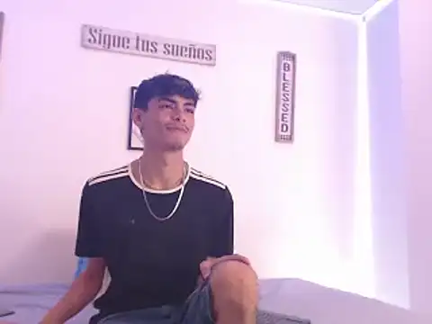 harrytomson 1 online show from 12/30/24, 06:16