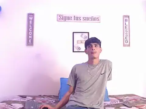 harrytomson 1 online show from 01/15/25, 04:57