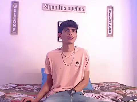 harrytomson 1 online show from 01/18/25, 04:37