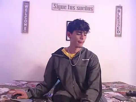 harrytomson 1 online show from 01/20/25, 04:21