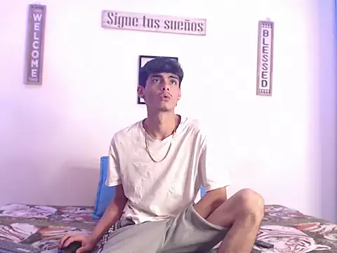 harrytomson 1 online show from 01/24/25, 03:32