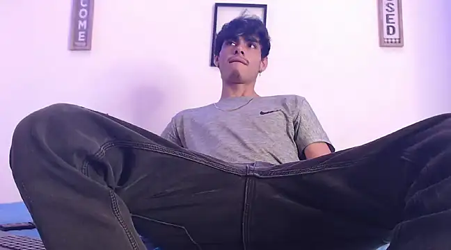 harrytomson 1 online show from 03/10/25, 07:21