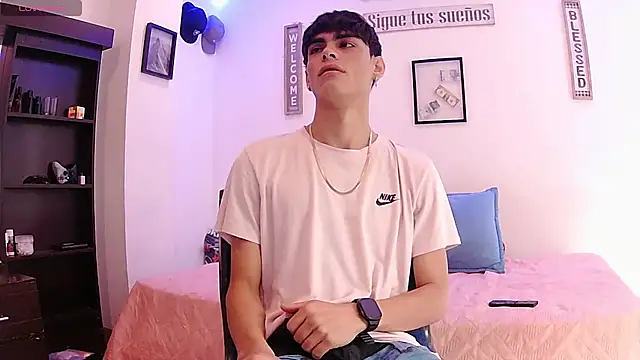 harrytomson 1 online show from 09/13/25, 03:34