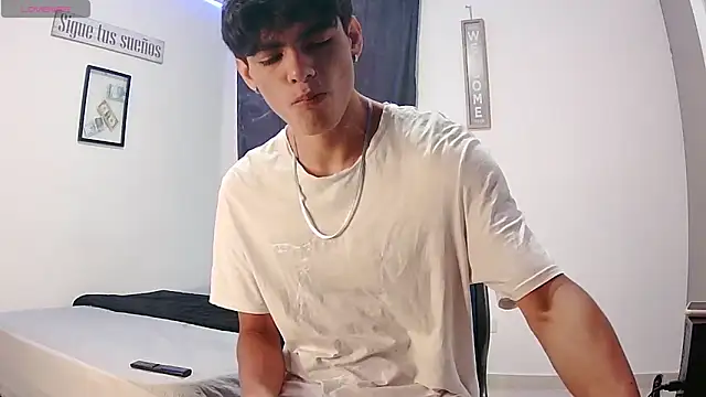 harrytomson 1 online show from 10/03/25, 11:51