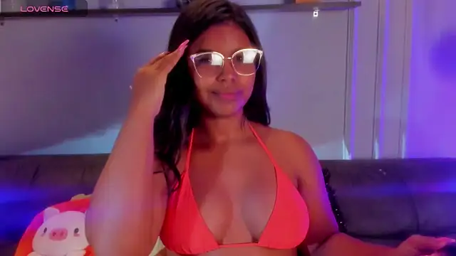 zoe roux21 online show from 11/13/25, 04:55