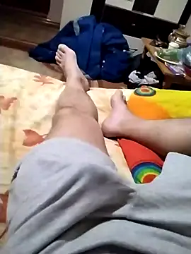 Snapshot of nudistu021 chatting on 11/28/25, 04:20 nudistu021 online show from 11/28/25, 04:20