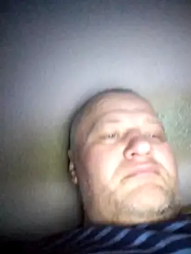 Snapshot of nudistu021 chatting on 11/29/25, 11:35 nudistu021 online show from 11/29/25, 11:35