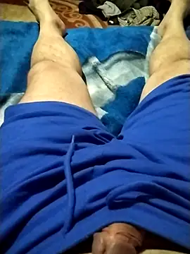 Snapshot of nudistu021 chatting on 11/30/25, 02:32 nudistu021 online show from 11/30/25, 02:32