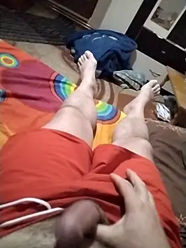 Snapshot of nudistu021 chatting on 03/10/26, 05:40 nudistu021 online show from 03/10/26, 05:40