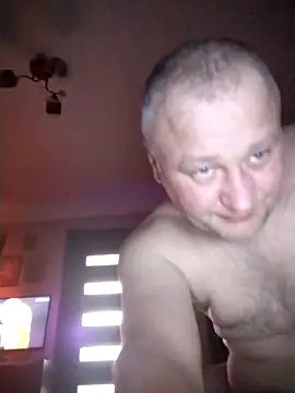 Snapshot of nudistu021 chatting on 04/15/26, 03:08 nudistu021 online show from 04/15/26, 03:08