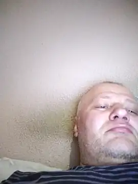 Snapshot of nudistu021 chatting on 04/16/26, 03:57 nudistu021 online show from 04/16/26, 03:57