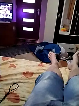 Snapshot of nudistu021 chatting on 04/22/26, 03:35 nudistu021 online show from 04/22/26, 03:35