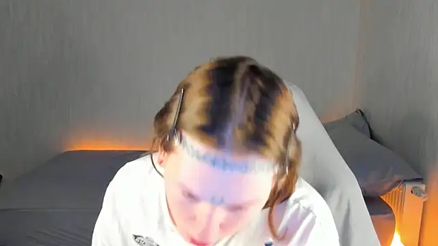 Snapshot of Spliti_moon chatting on 02/08/26, 11:35 Spliti moon online show from 02/08/26, 11:35