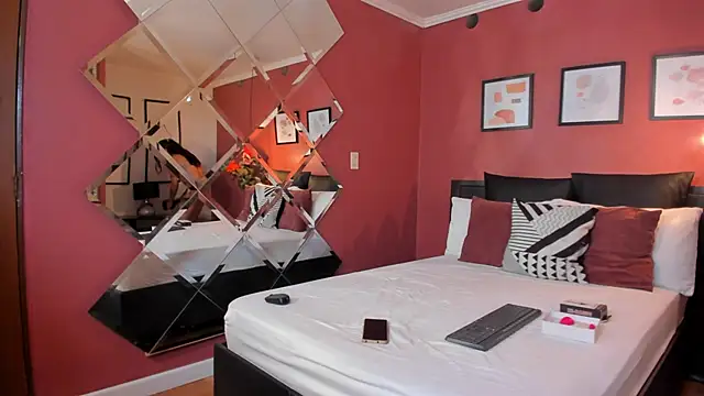 Snapshot of scarlet_castro chatting on 03/03/25, 03:20 scarlet castro online show from 03/03/25, 03:20