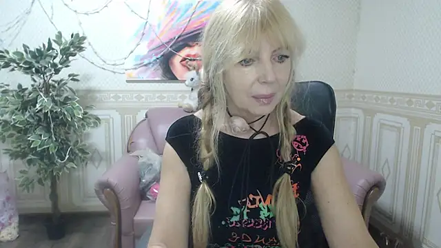 Anna Diax online show from 12/23/24, 01:13