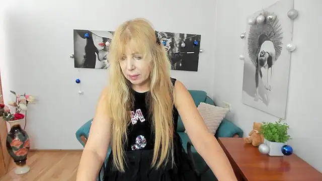 Snapshot of Anna_Diax chatting on 02/01/26, 12:48 Anna Diax online show from 02/01/26, 12:48