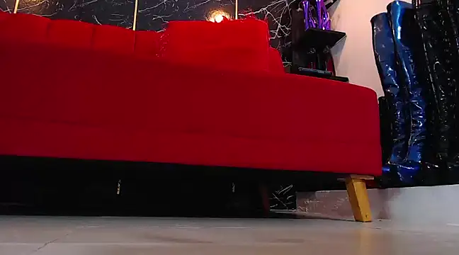 Snapshot of KatyMore_ chatting on 12/16/24, 07:54 KatyMore online show from 12/16/24, 07:54